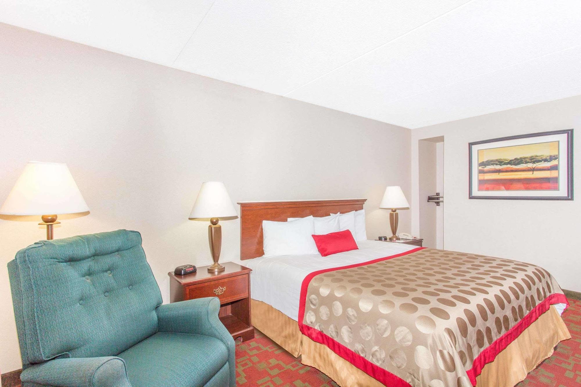 Ramada By Wyndham Hendersonville Zewnętrze zdjęcie